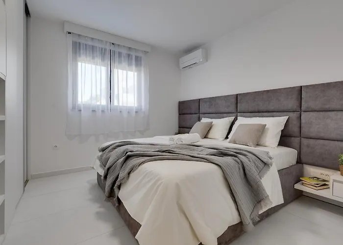 Captain Lejlighed Bibinje